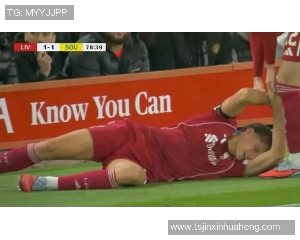 曼联主场大胜利物浦补时进球引发争议判罚全场沸腾