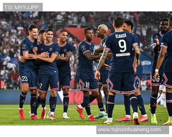 欧联杯激战巴黎圣日耳曼与利物浦平局红牌事件引发全场热议与转会传闻